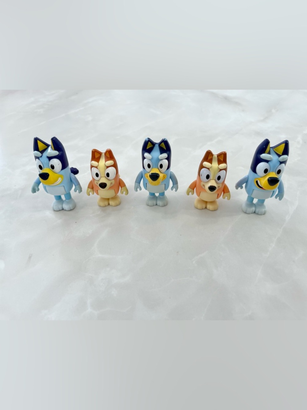 Bluey & Bingo Poseable Figures Set of 5 Blue Red Australian Heeler Dogs